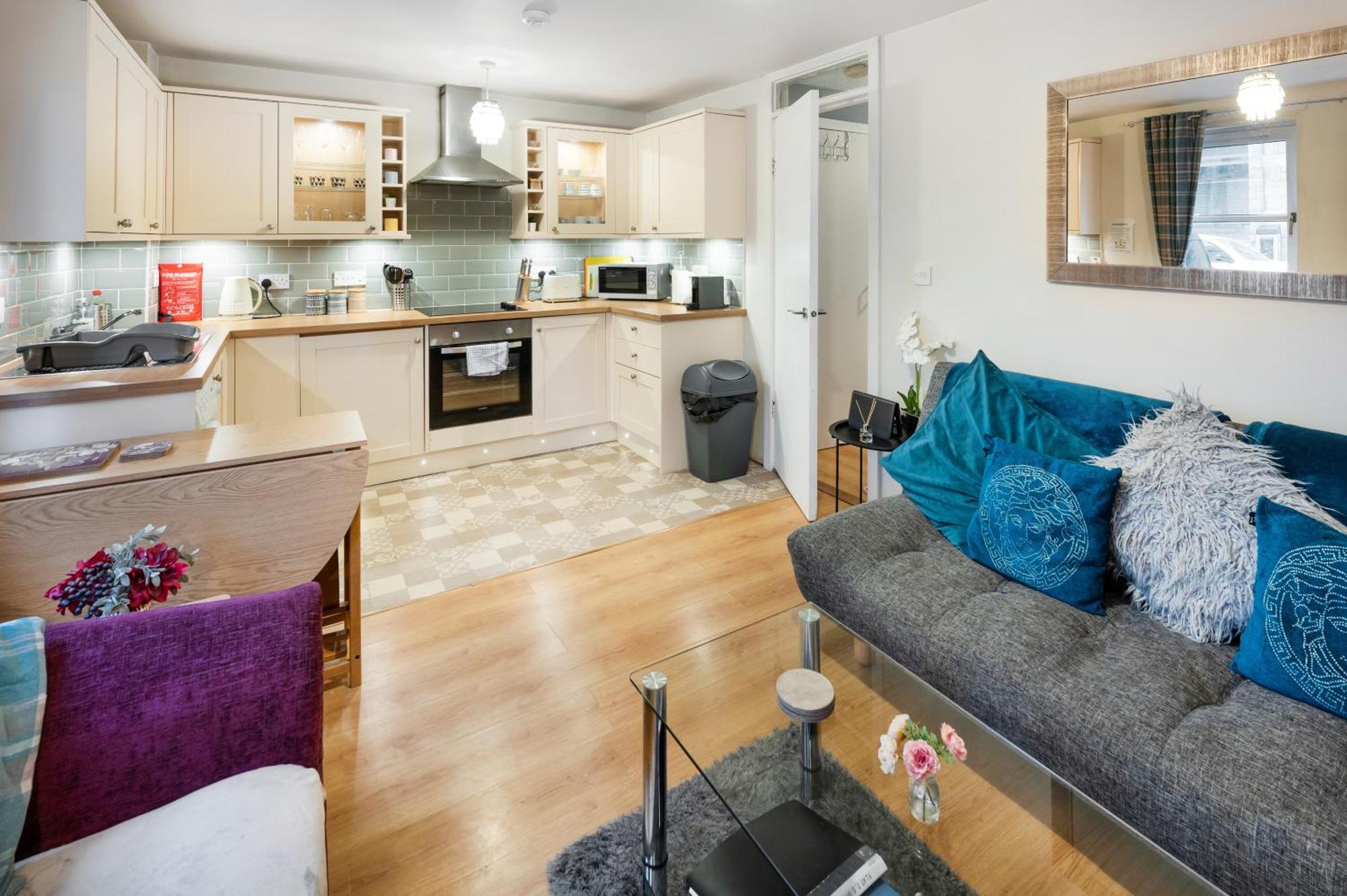 Charming 1Br Apartment Close To Centre With Free Parking Обан Екстер'єр фото