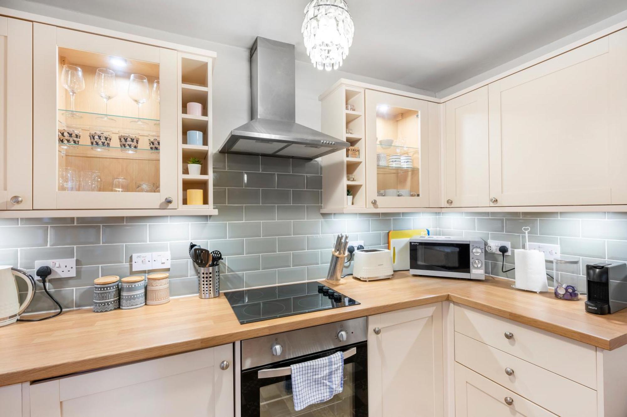 Charming 1Br Apartment Close To Centre With Free Parking Обан Екстер'єр фото